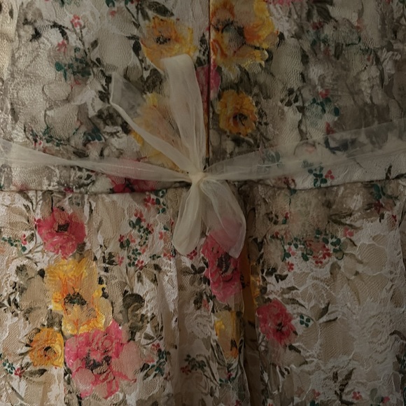 Stunning 1950’s/1960’s lace and embellished dress😍 - Picture 8 of 16